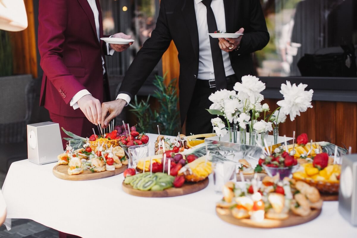 How to Choose The Best Food for Your Wedding?